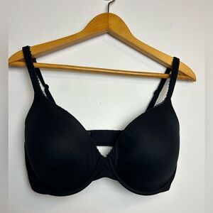 Victoria Secret Under Wired Bra Size‎ 32DDD Black Feminine Comfortable Staples